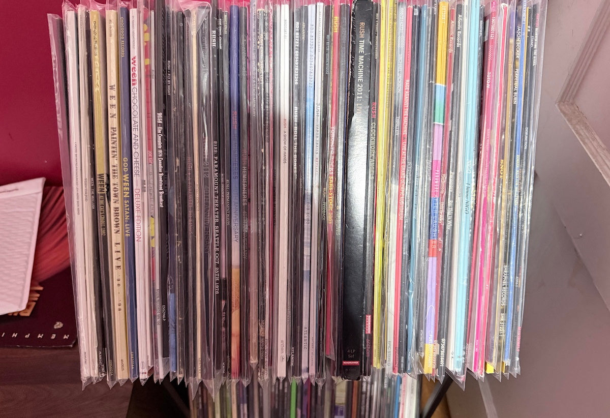 How to Start a Vinyl Record Collection in 2026