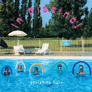 VANISHING TWIN - IN PISCINA