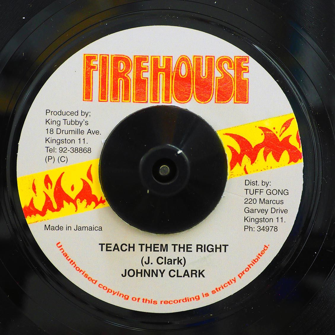 Johnny Clarke - Teach Them The Right / Version