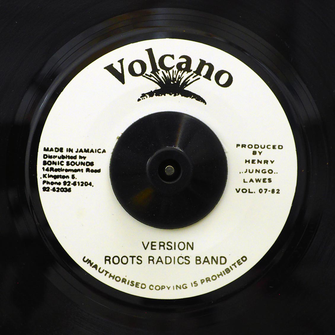 Barrington Levy - Don't Fuss Nor Fight (Sweet Reggae Music) / Version (rhythm: "Barrington Levy - Sweet Reggae Music")