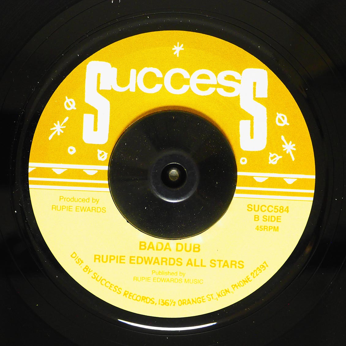 Errol Carter - Manish Water / Rupie Edwards All Stars - Bada Dub (rhythm: "Itals - Ba Da Doo Ba Dey")
