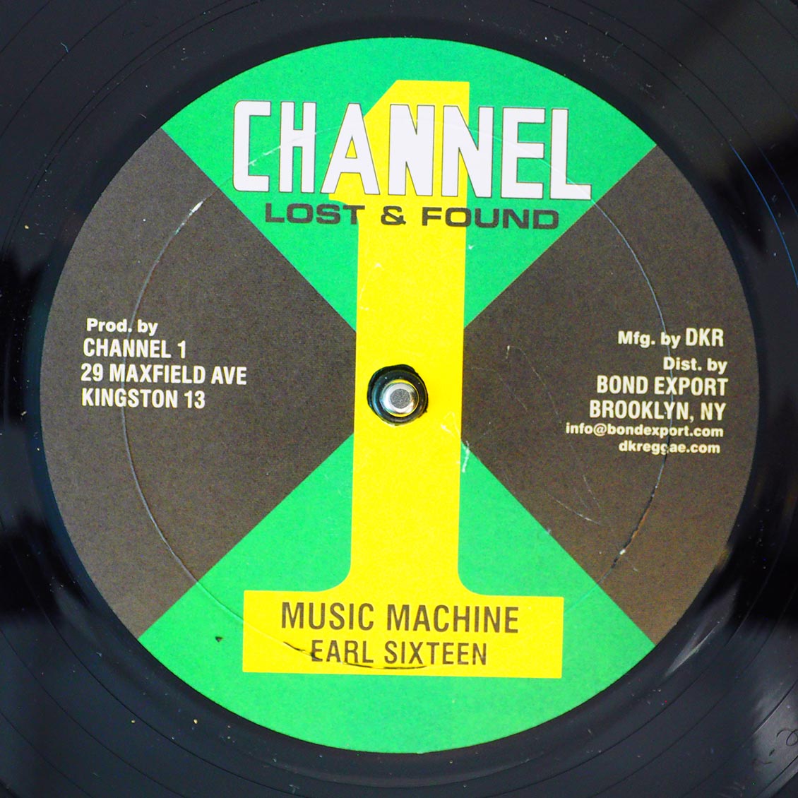 Earl Sixteen - Nighthawk Rider; Roots Radics - Version / Earl Sixteen - Music Machine