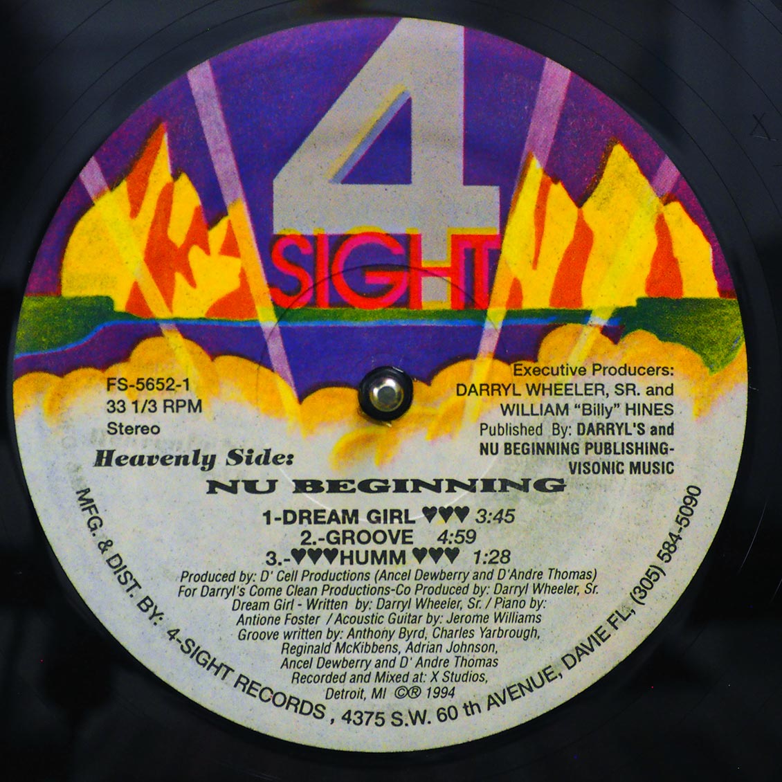 Nu Beginning - Dream Girl; Nu Beginning - Groove; Nu Beginning - Humm / Nu Beginning - Dream Girl (Mix); Nu Beginning - Dream Girl (Reggae) (orig. press)