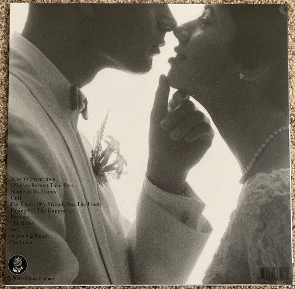 ILLUMINATI HOTTIES - KISS YR FRENEMIES (RANDOM RECYCLED MIXED VINYL)