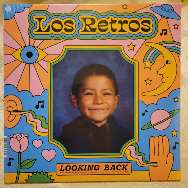 LOS RETROS - LOOKING BACK