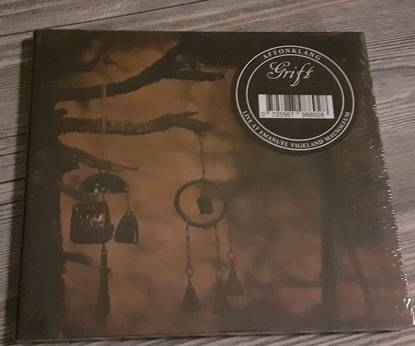 GRIFT - AFTONKLANG (LIVE AT EMANUEL VIGELAND MAUSOLEUM)