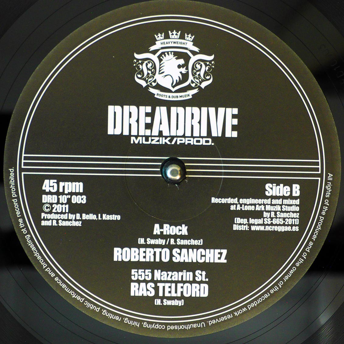 Roberto Sanchez - A Rock; Ras Telford - 555 Nazarin St / Roberto Sanchez - Fight Dem Down; Fight Version (rhythm: "Jacob…