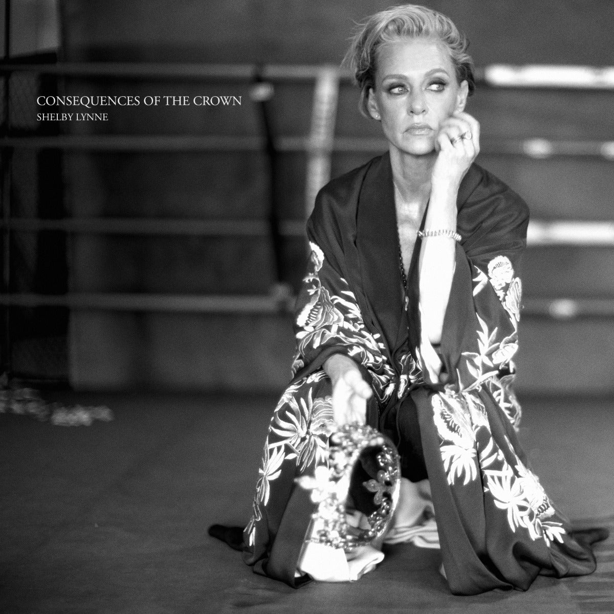 Shelby Lynne Consequences Of The Crown (Colored Vinyl, Gold, 150 Gram Vinyl, Gatefold LP Jacket)