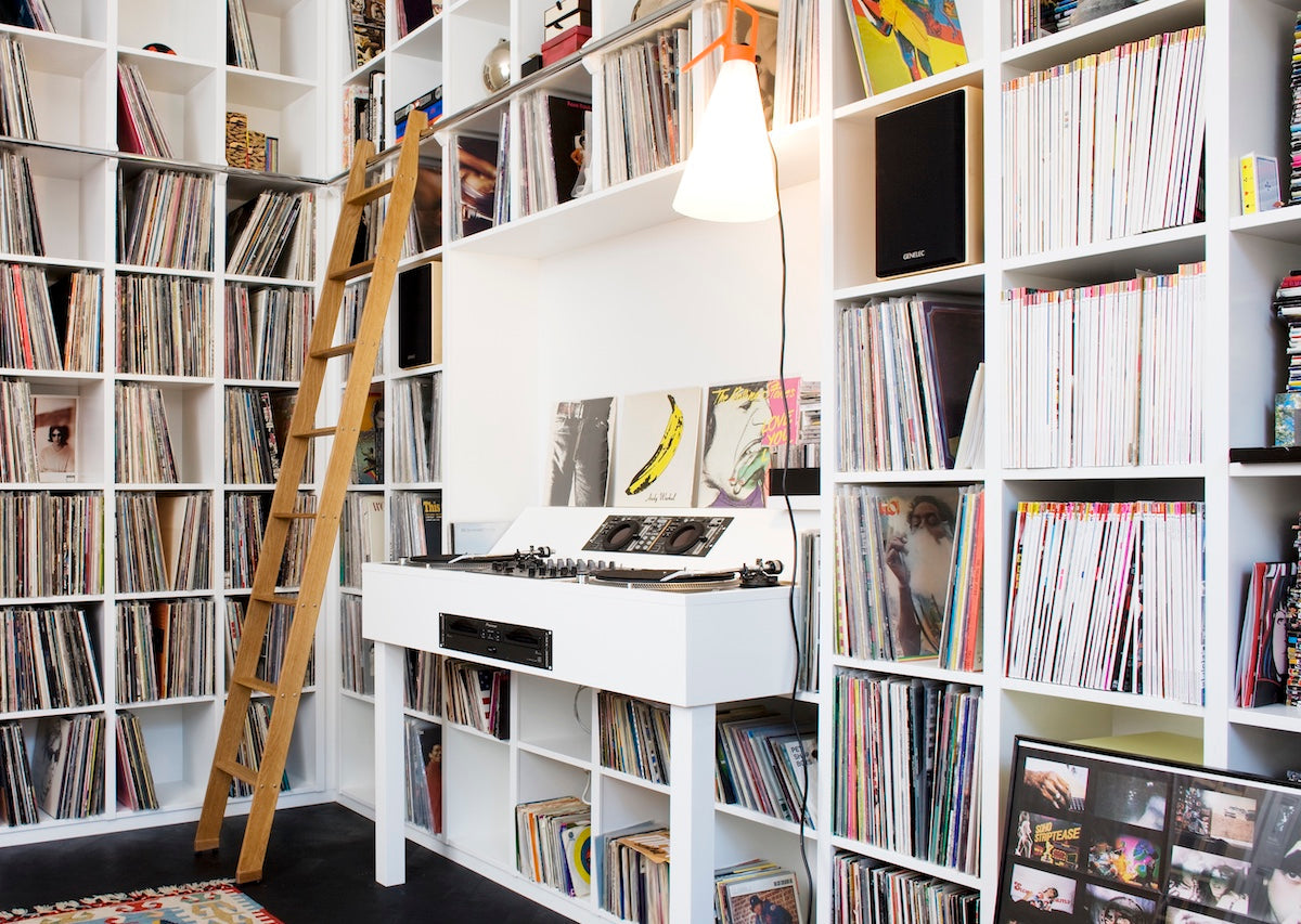 How to Store Vinyl Records Properly to Prevent Warping and Damage