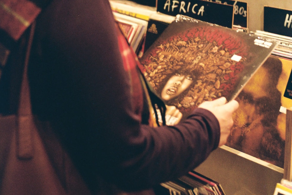 Top 10 Rare Vinyl Records Worth Owning in 2025