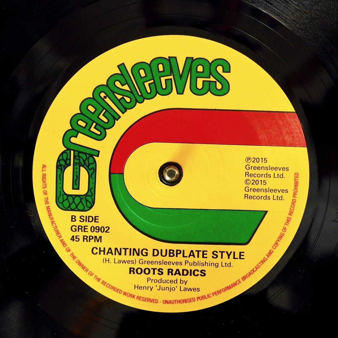 John Holt - Chanting  /  Roots Radics - Chanting Dubplate Style
