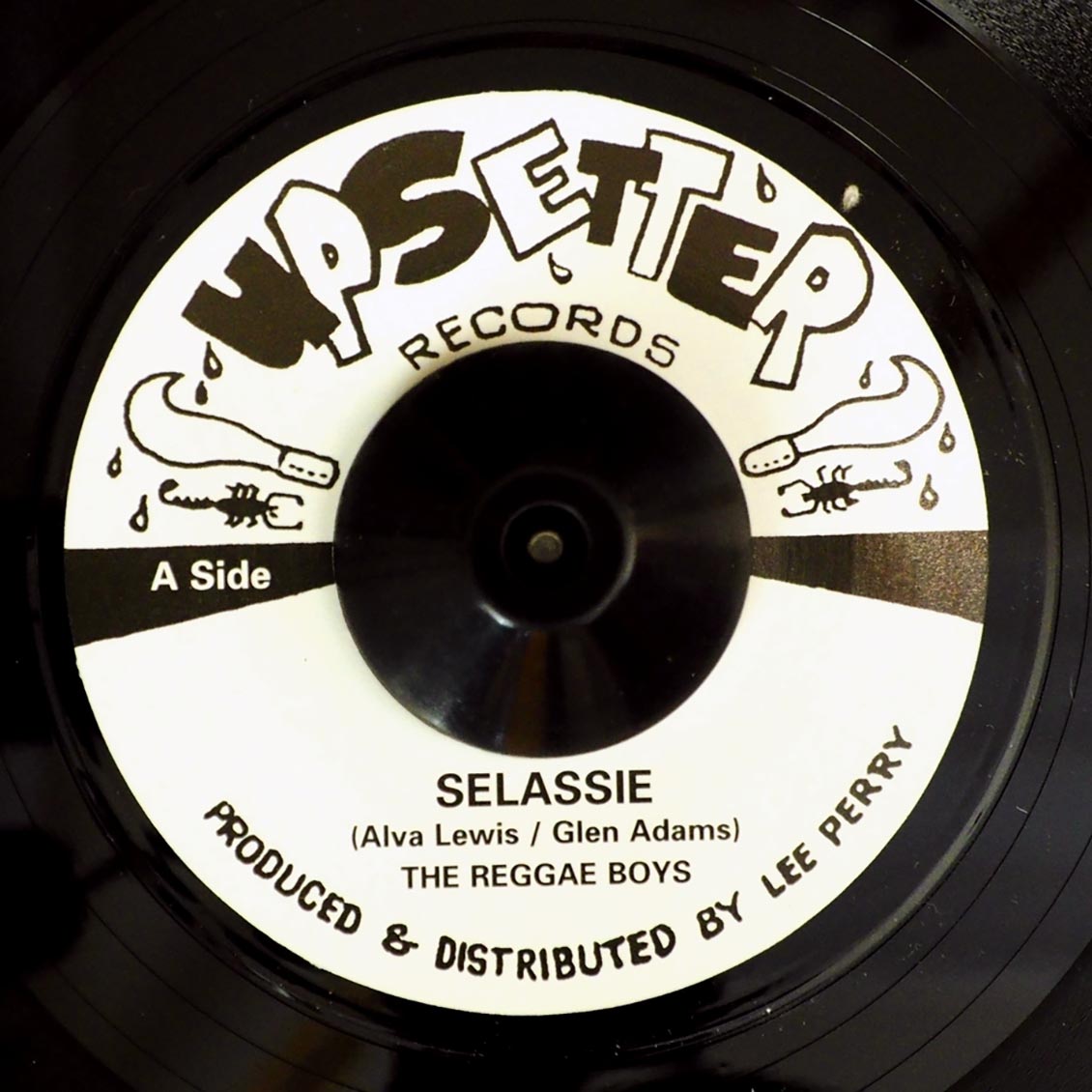 The Reggae Boys (The Pioneers) - Selassie A Go Burn Them  /  The Upsetters - Ex Ray Vision