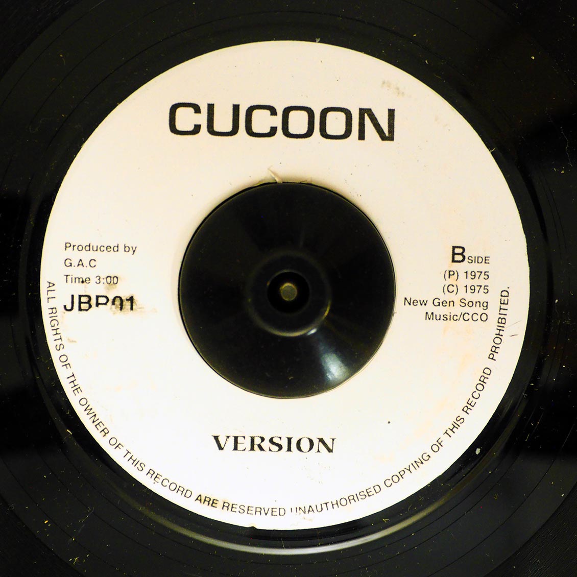 Jackie Bernard - Roots Music  /  Version