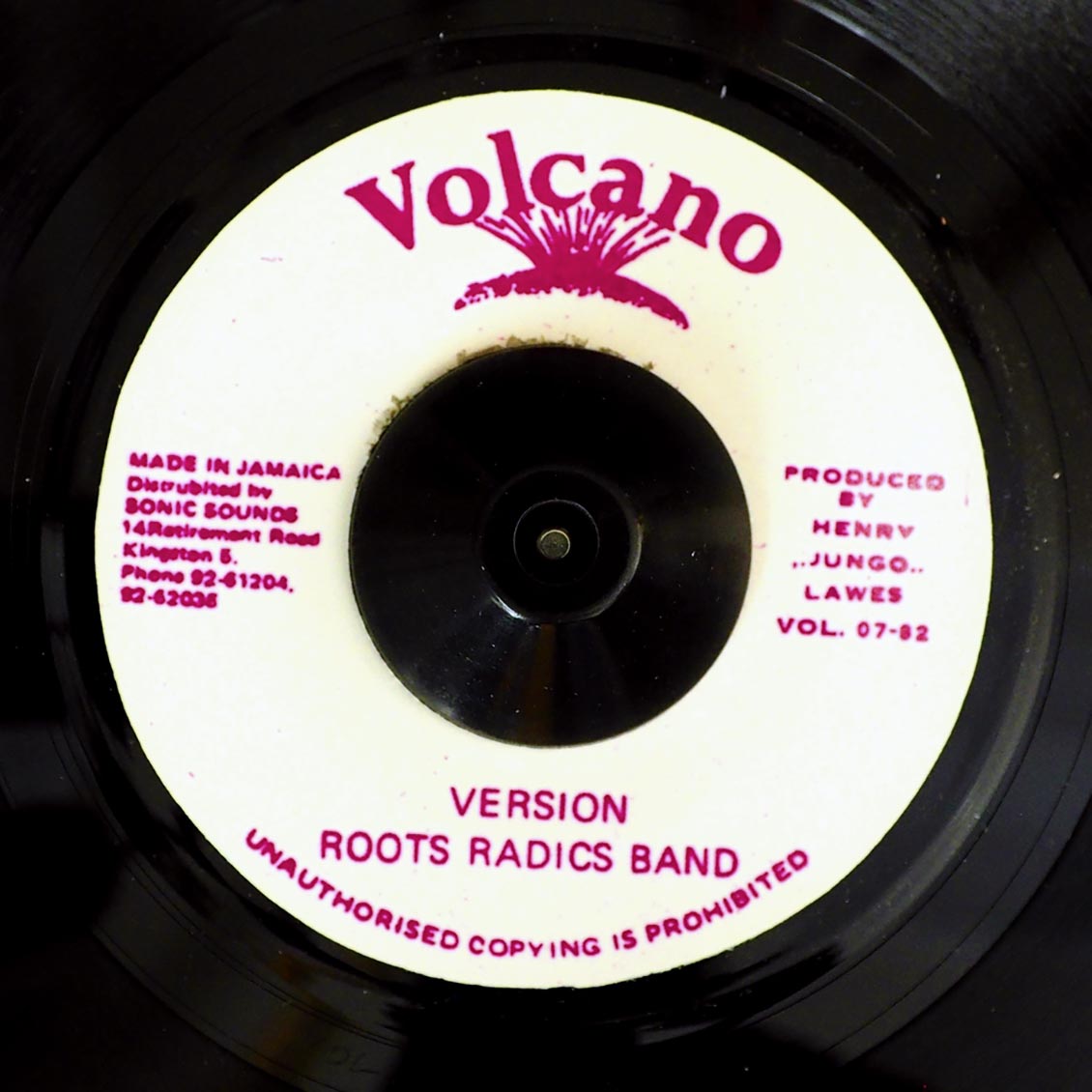 Cocoa Tea - Rocking Dolly  /  Roots Radics - Version (rhythm: "Armagideon")
