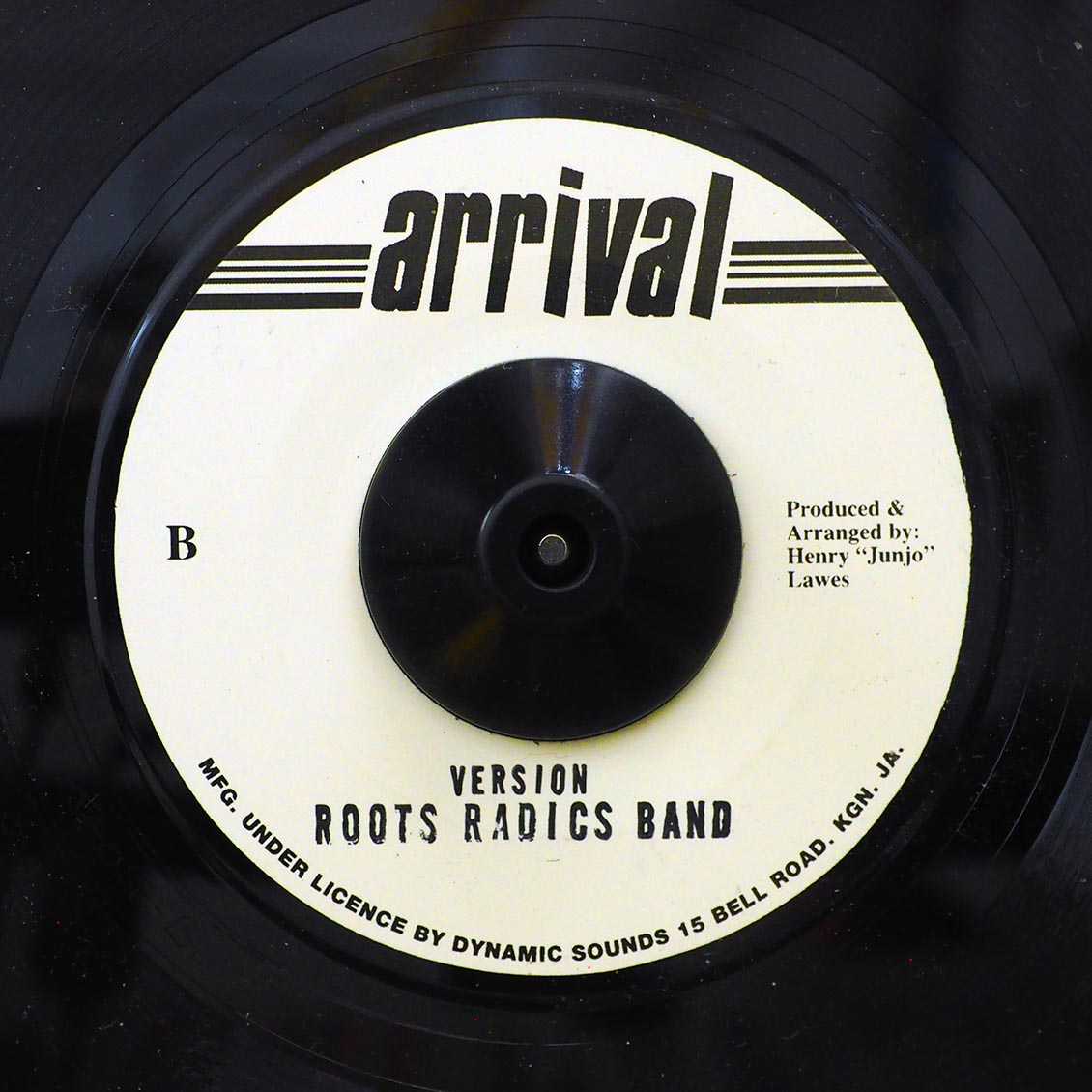 Frankie Paul - Tu Shun Peng (Pass The Tu Shen Peng)  /  Scientist & Roots Radics - Unknown (rhythm: "Darker Shade Of Black")
