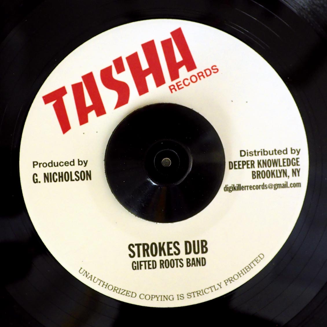 Steve Knight - Love Me Entertainment  /  Gifted Roots Band - Strokes Dub (rhythm: "Different Strokes")