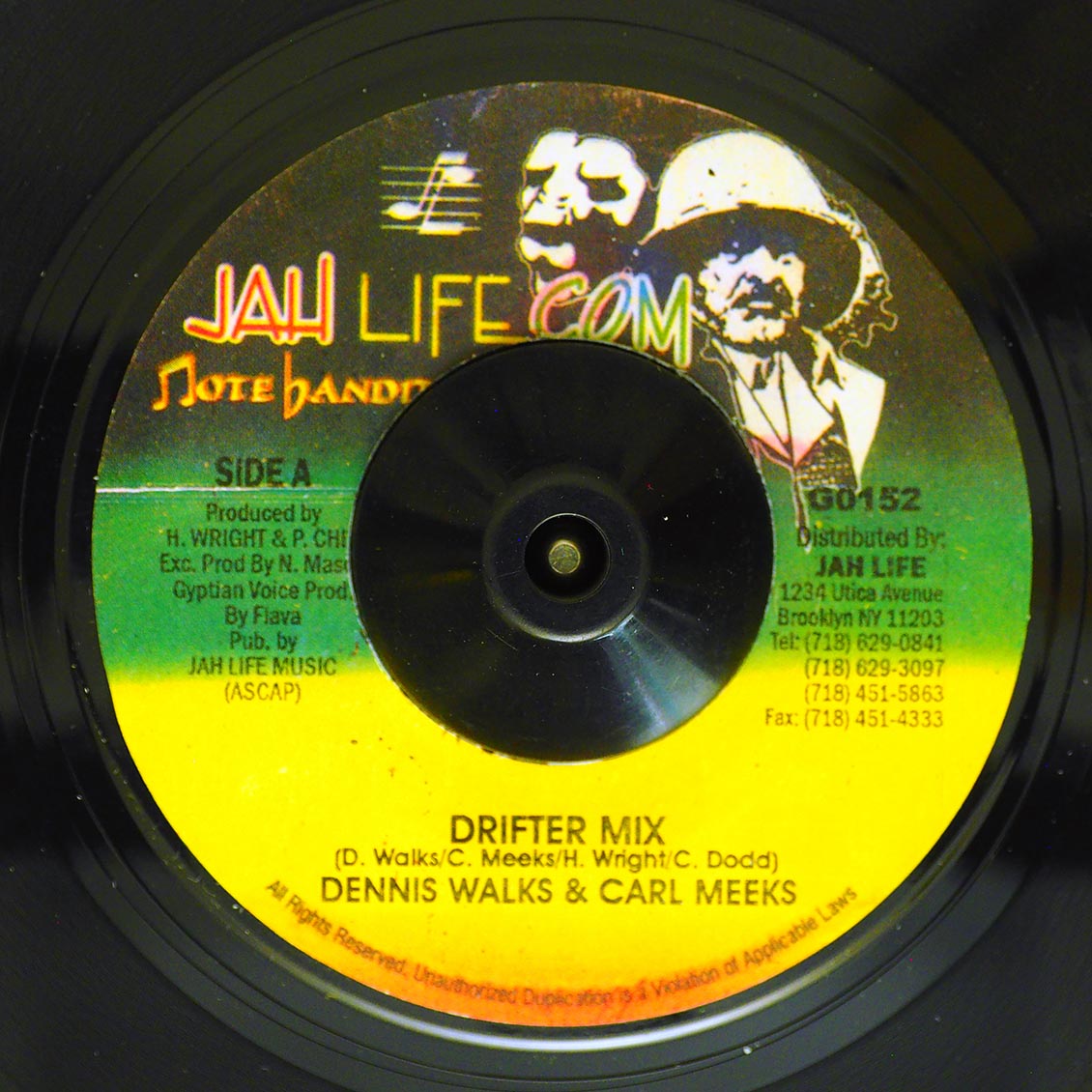 Dennis Walks, Carl Meeks - Drifter Mix  /  JD Smoothe, Barrington Levy - Strictly The Best Vampire (rhythm: "Murderer / Hot Milk")