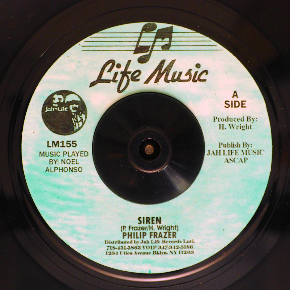 Phillip Frazer - Siren  /  Version (rhythm: "Bob Marley - Natural Mystic")