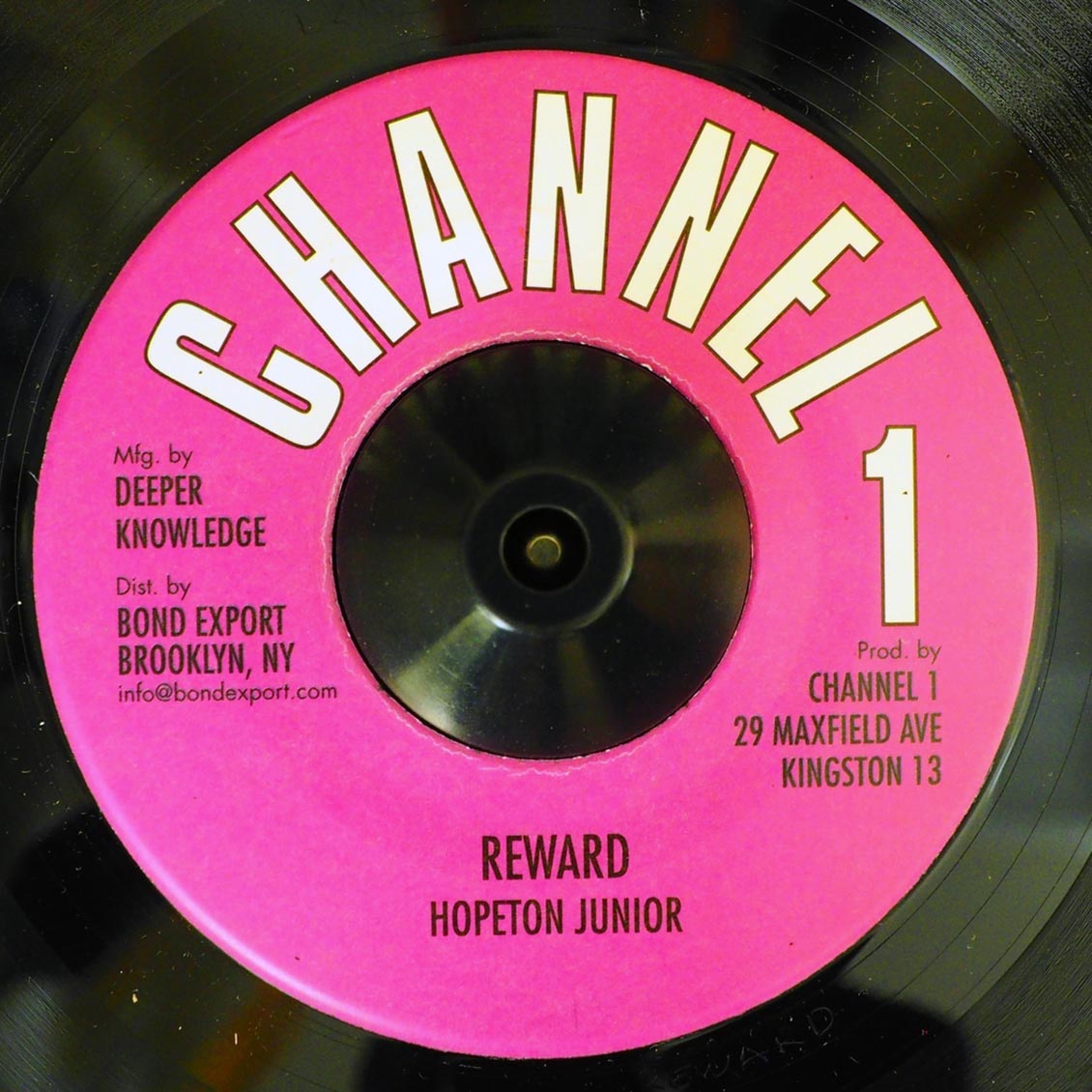 Hopeton Junior - Reward  /  Roots Radics - Version