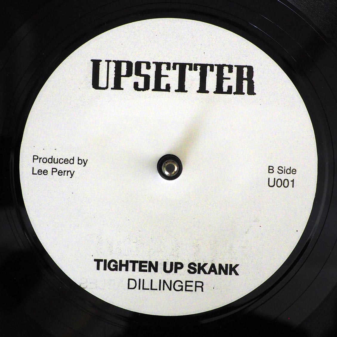 The Untouchables - Tighten Up  /  Dillinger - Tighten Up Skank