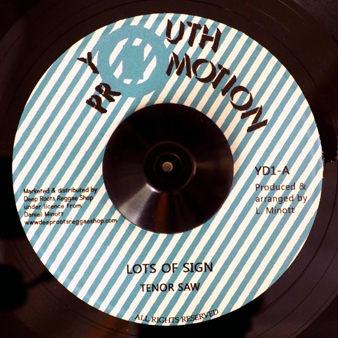 Tenor Saw - Lots Of Sign  /  Version