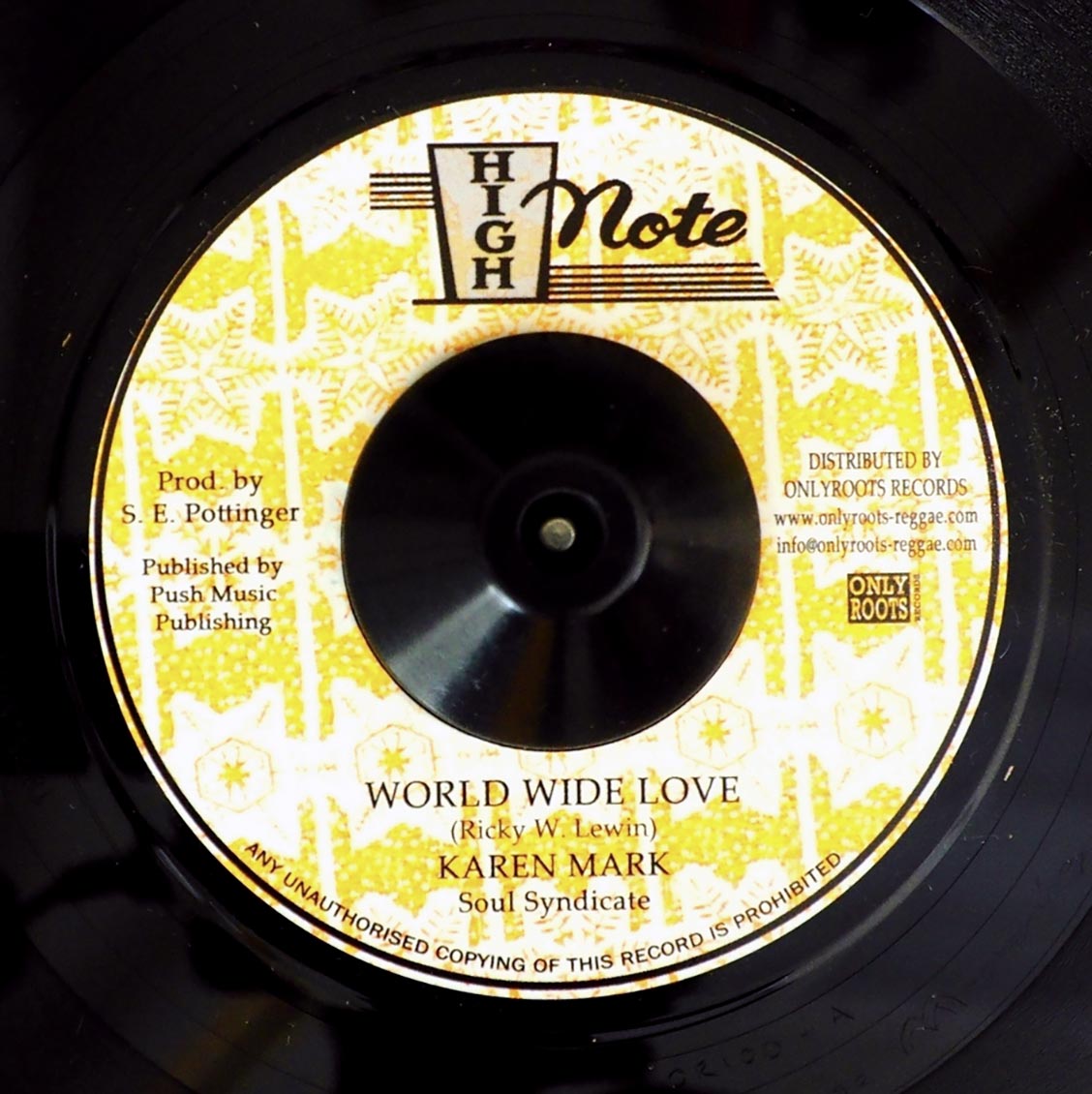 Karen Mark - World Wide Love  /  Soul Syndicate - World Wide Dub