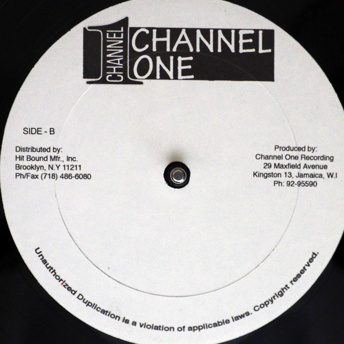 Tony Tuff - Love Light Shining  /  Version