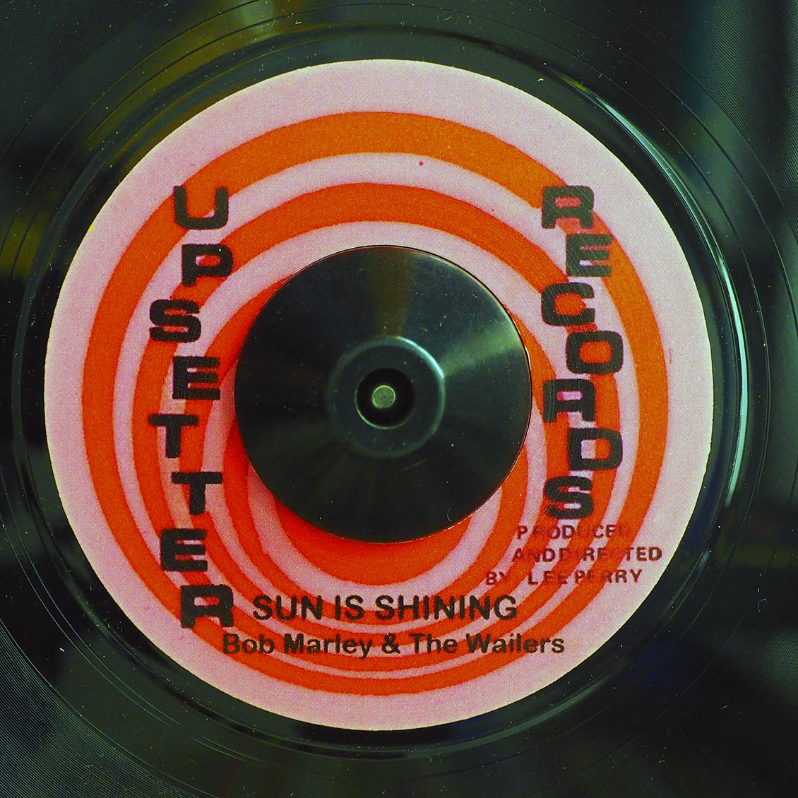 Bob Marley - Sun Is Shining  /  Version
