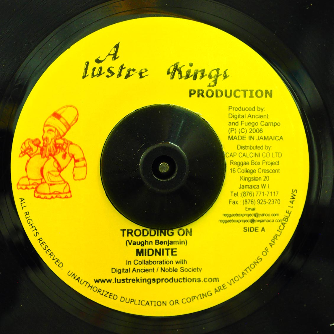 Midnite - Trodding On  /  Khari Kill - While I'm Living (rhythm: "New Day")