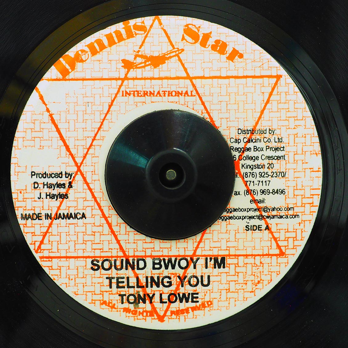 Tony Lowe - Sound Bwoy I'm Telling You  /  Version (rhythm: "China Town")