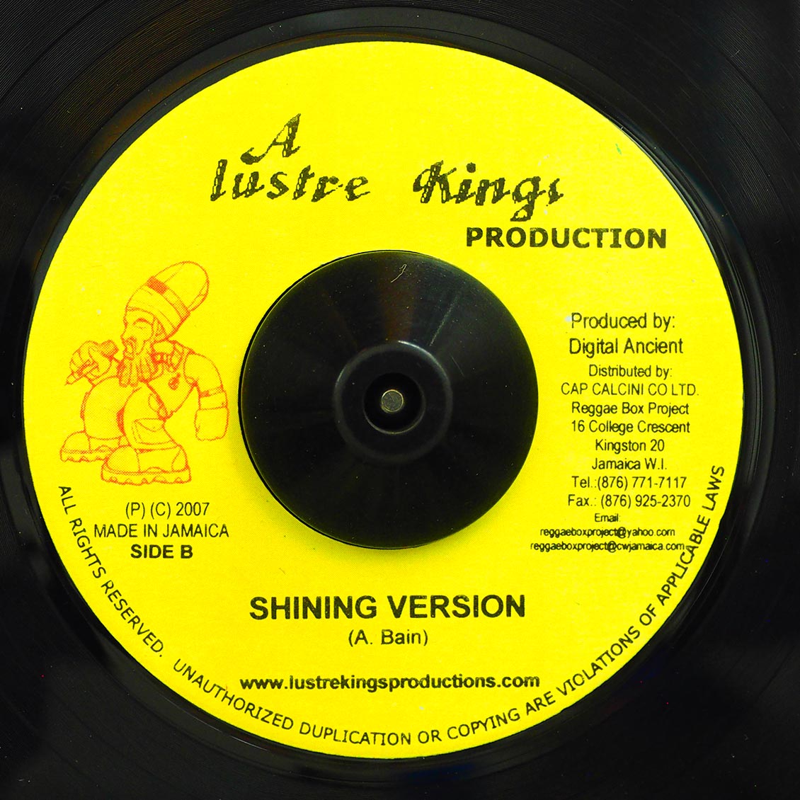 Midnite - Infinite Quality  /  Version (rhythm: "Shining")