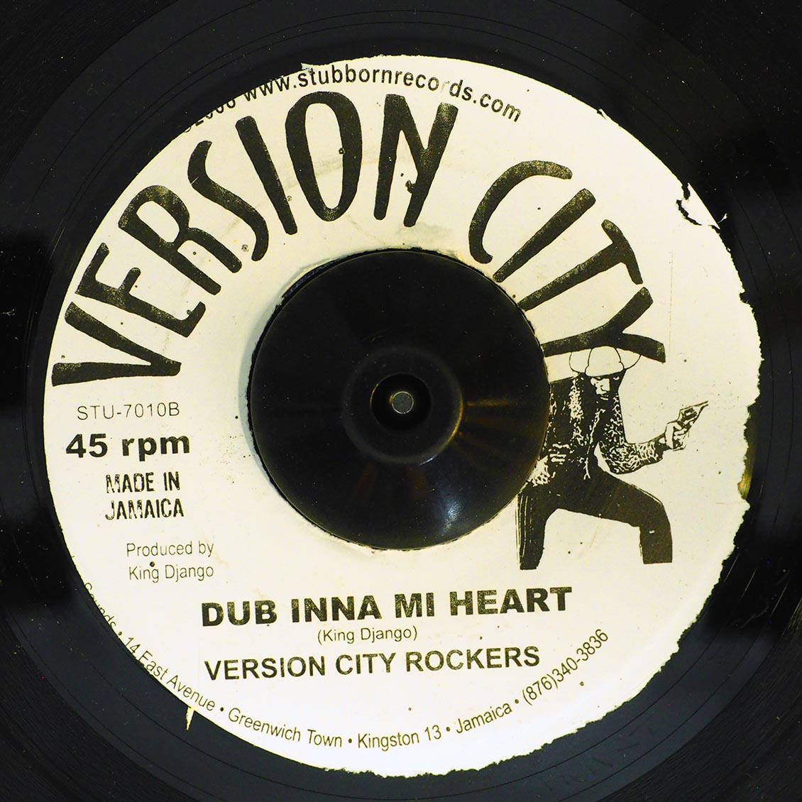 Rocker T - Dread Inna Mi Heart  /  Version (rhythm: "Dread Inna Mi Heart")
