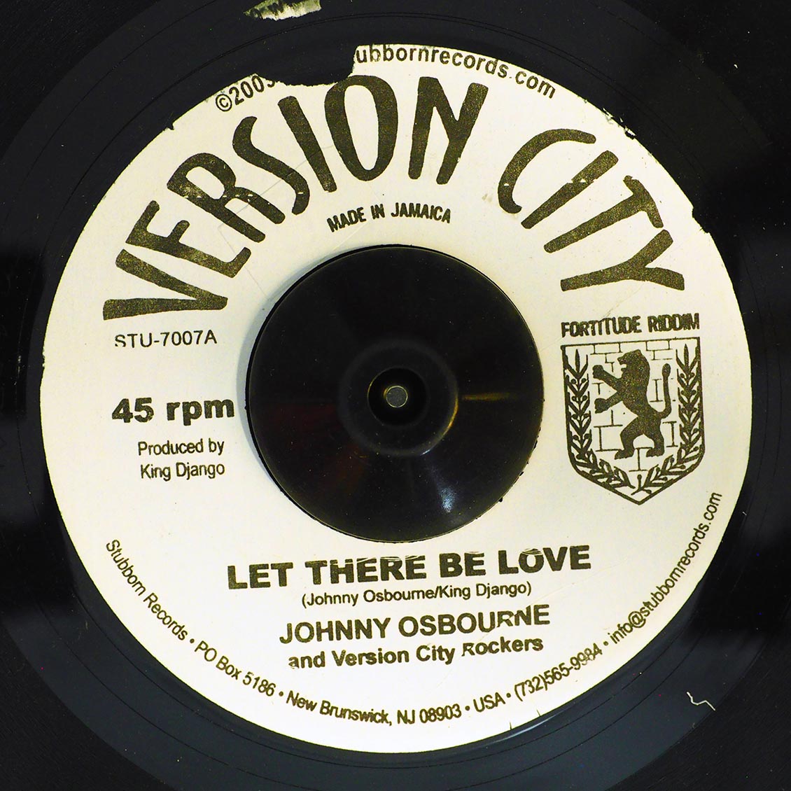 Johnny Osbourne - Let There Be Love  /  Version (rhythm: "Fortitude")