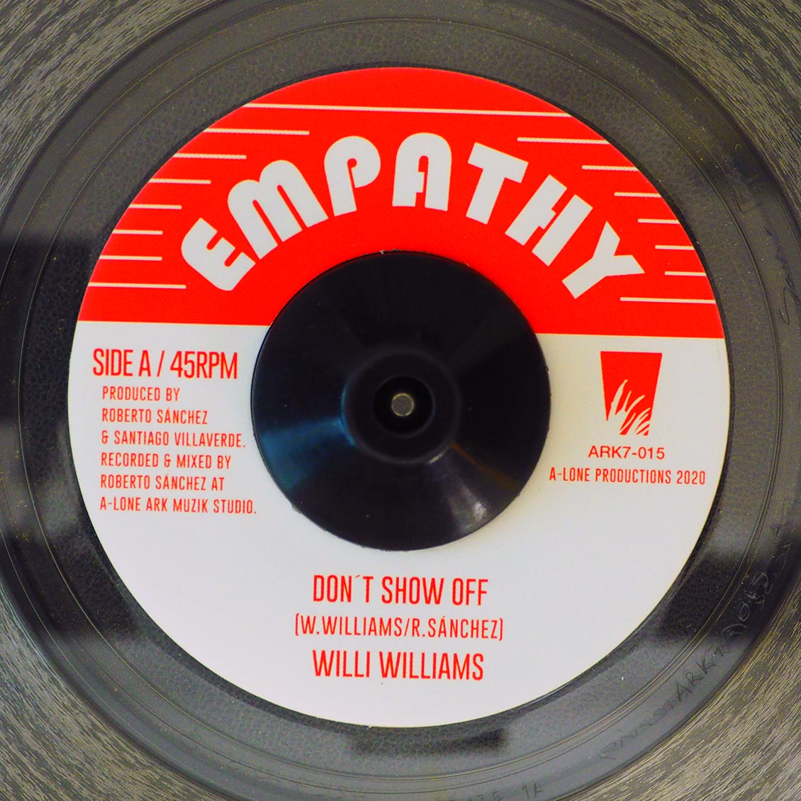 Willie Williams - Don't Show Off  /  Lone Ark Riddim Force - Messenger Dub (clear vinyl)