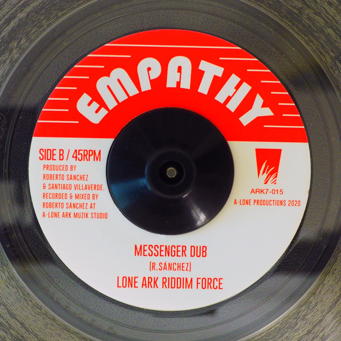 Willie Williams - Don't Show Off  /  Lone Ark Riddim Force - Messenger Dub (clear vinyl)