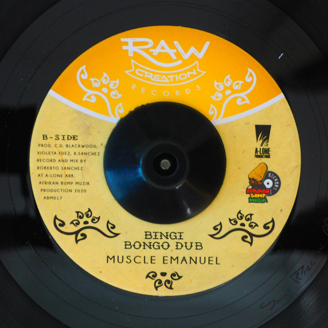 Muscle Emanuel - Bingi Bongo  /  Afrikan Bump, Lone Ark Riddim Force - Bingi Bongo Dub