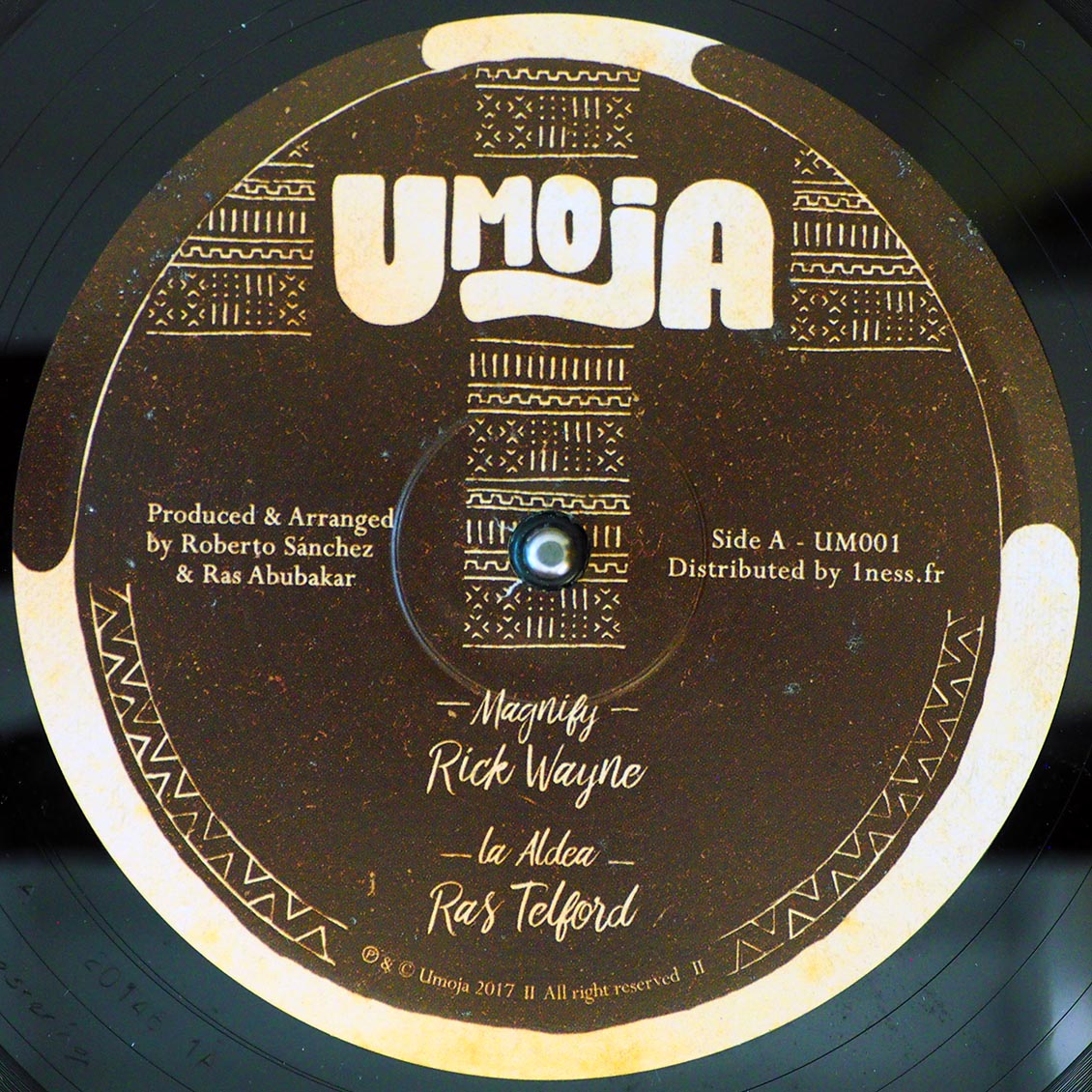 Rick Wayne - Magnify; Ras Telford - La Aldea  /  The Nortones - Free; Umoja Players - Version