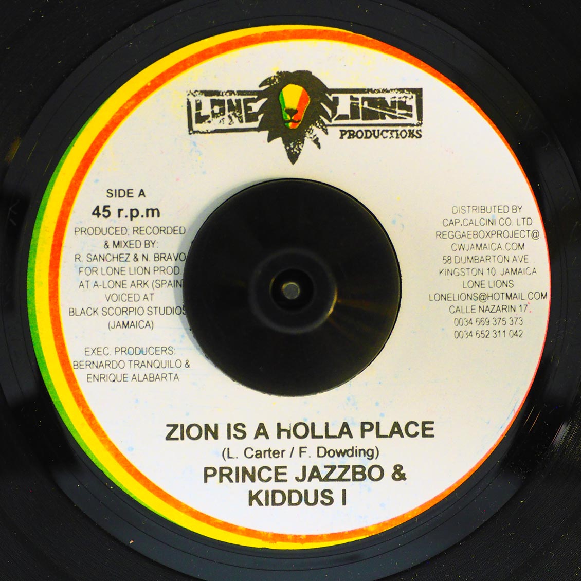 Prince Jazzbo, Kiddus I - Zion Is A Holla Place  /  Version (rhythm: "Kiddus I - Graduation In Zion")