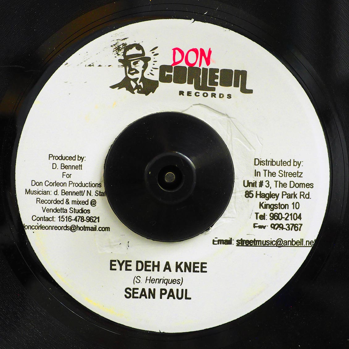 Sean Paul - Eye Deh A Knee (rhythm: "Jonkanoo")