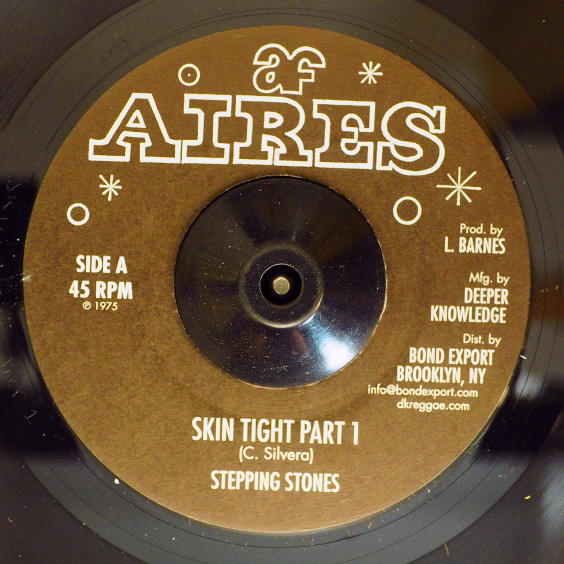 Stepping Stones - Skin Tight Part 1  /  Stepping Stones - Skin Tight Part 2