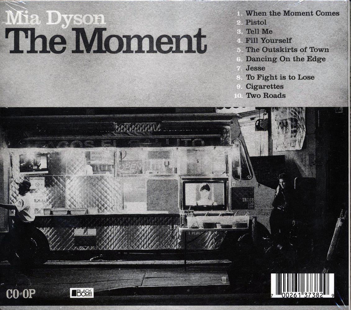 Mia Dyson - The Moment