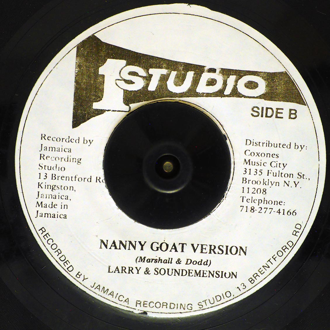 Larry Marshall - Nanny Goat  /  Sound Dimension - Version (rhythm: "Darker Shade Of Black")