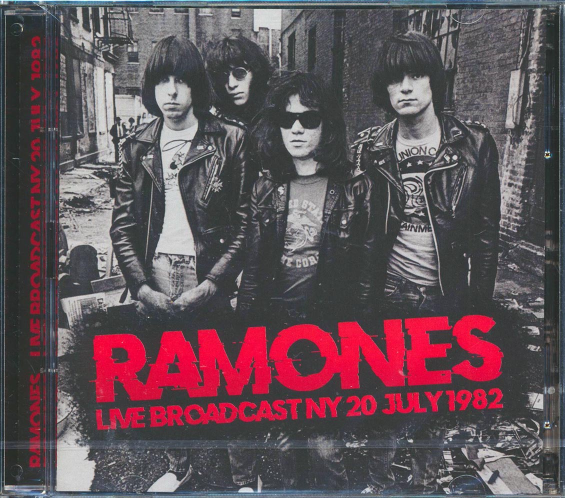 The Ramones - Live Broadcast NY 20 July 1982 (35 tracks) (2xCD)
