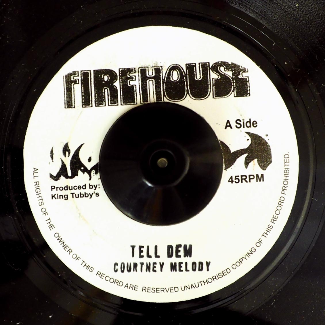Courtney Melody - Tell Them  /  King Tubby, Fatman, Peego - Version