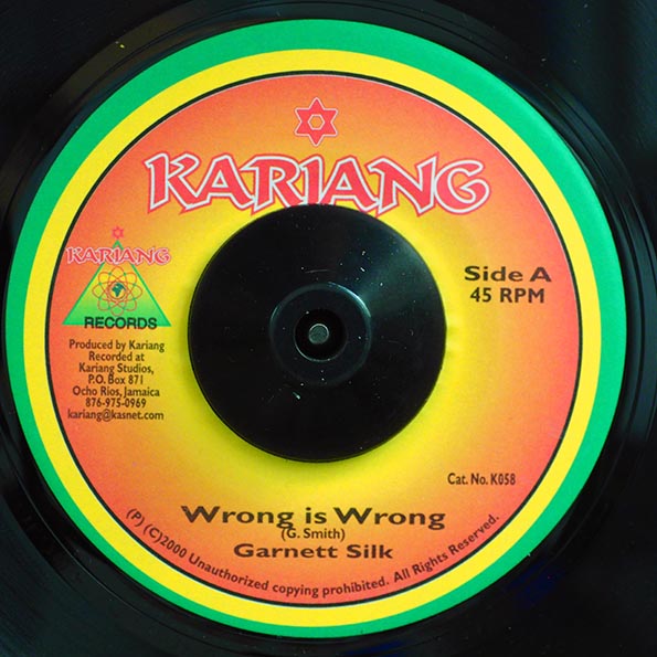 Garnett Silk - Wrong Is Wrong  /  Version