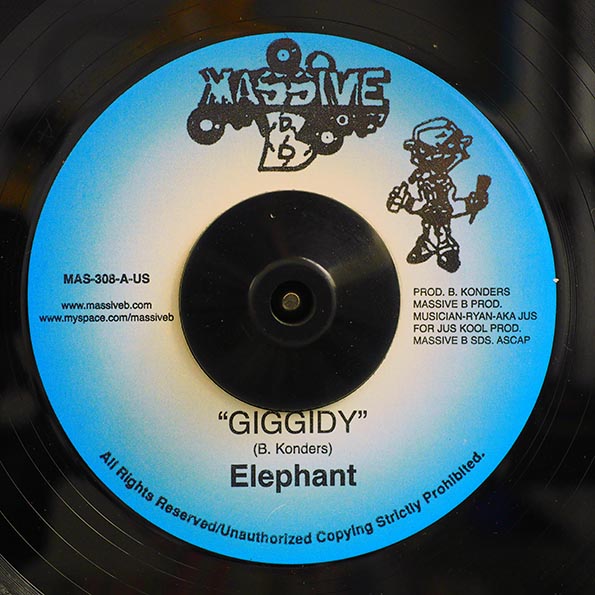 Elephant Man - Giggidy  /  Hard Grind Version (rhythm: "Hard Grind")