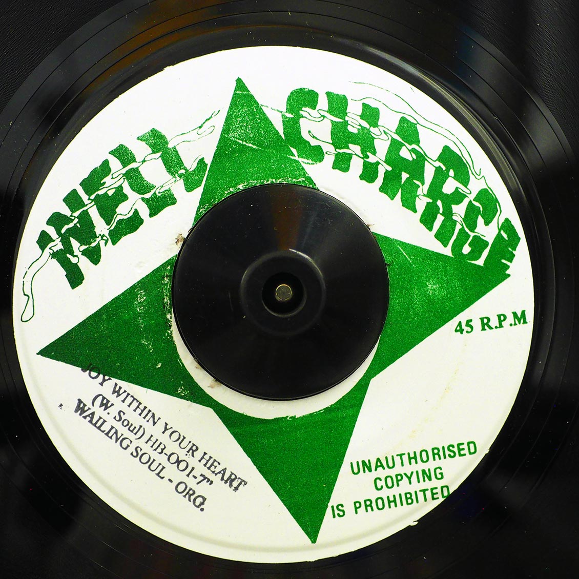 Wailing Souls - Joy Within Your Heart  /  Revolutionaries - Version
