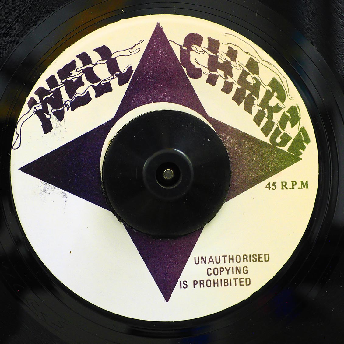 Wailing Souls - Lawless Society  /  Roots Radics - Version