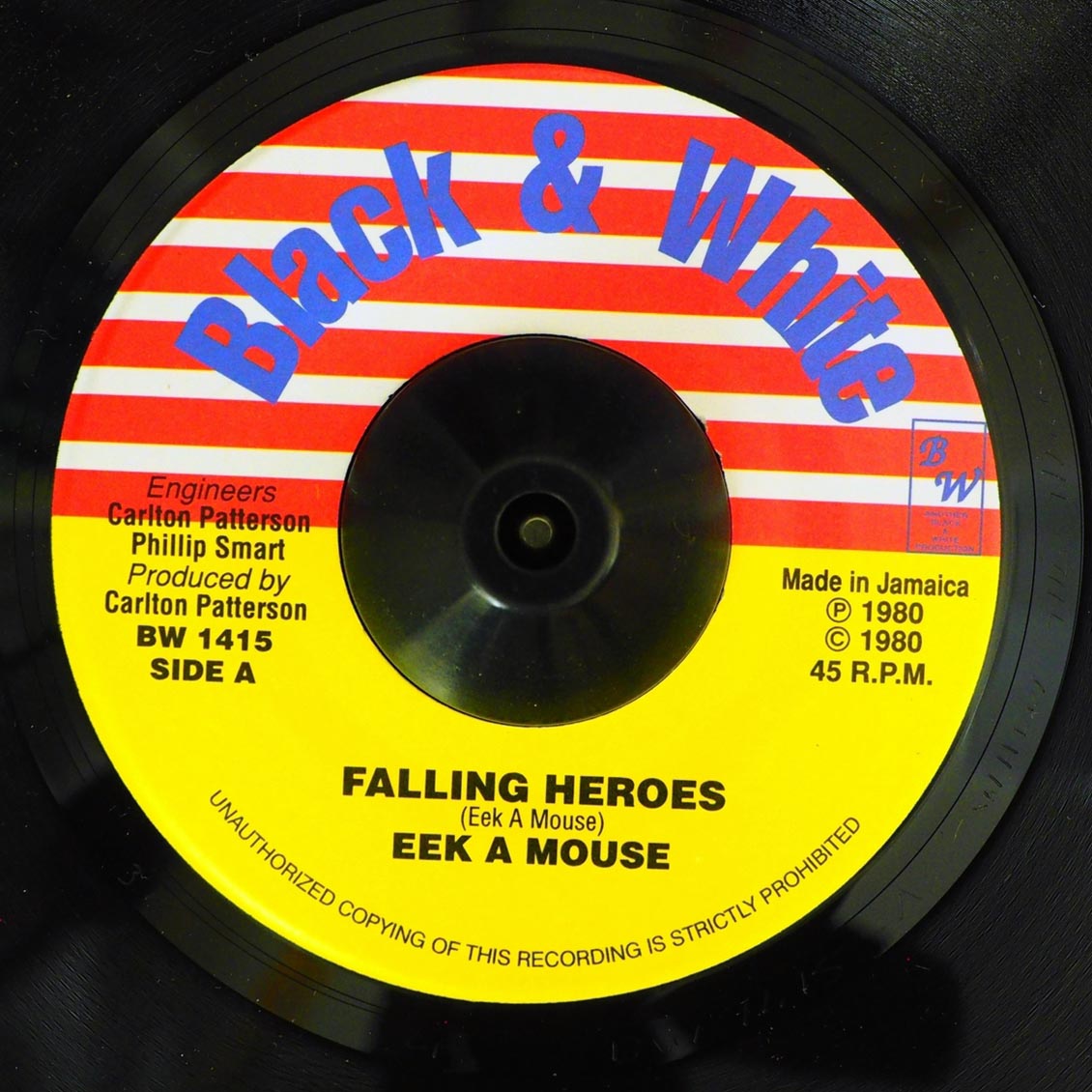 Eek A Mouse - Falling Heroes  /  King Tubbys - Heroes Skank