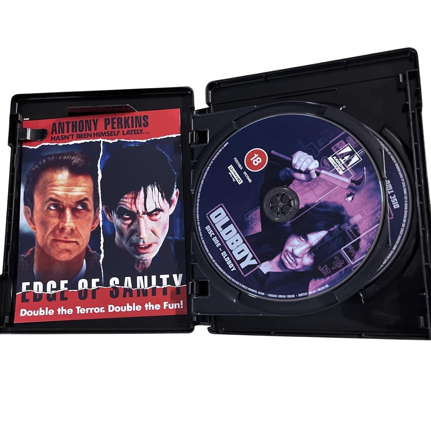 Arrow - Oldboy [ULTRA HD] Special Bonus Features / Reversible Cover
